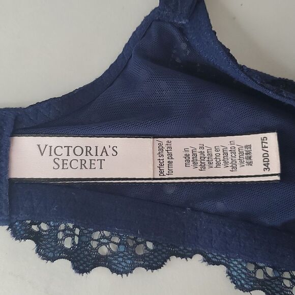 Victoria's Secret Body by Victoria Perfect Shape Lace Overlay Bra Navy 34DD - Picture 9 of 10